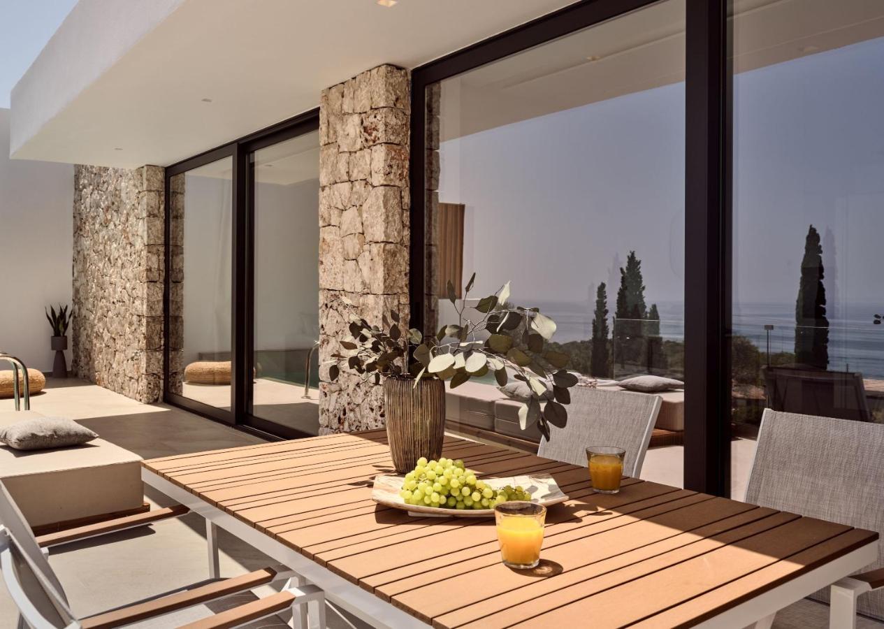 The Sall Suites Complex B - Iconic Sea Views, By Zantewize アギオス・ニコラオス エクステリア 写真